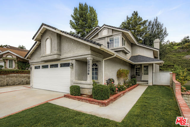 Building Photo - 28256 N Evergreen Ln