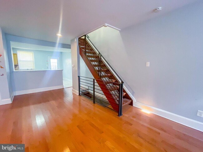 Building Photo - 2113 Mountain St