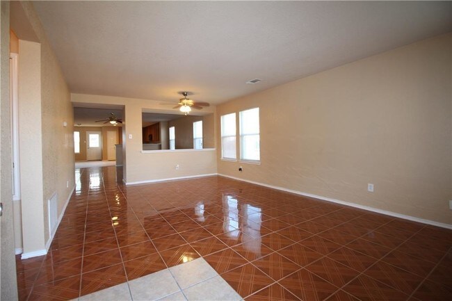 Foto del edificio - 2420 Arroyo Springs Dr