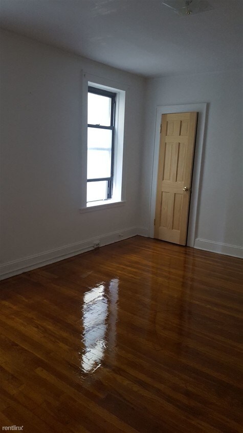Primary Photo - 2605 18th St