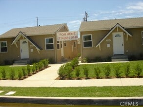 Building Photo - 1129 N Briarwood St