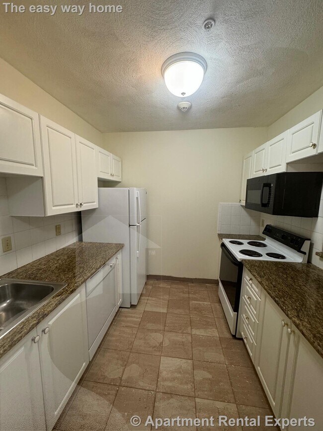 Foto del edificio - 373 Highland Ave