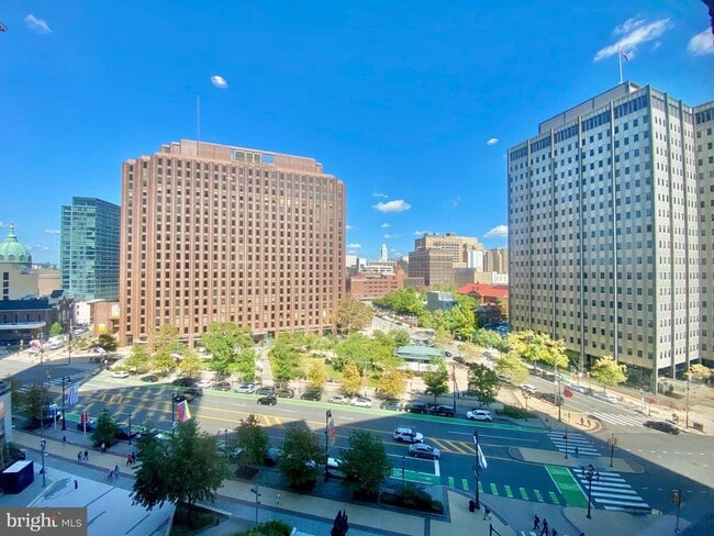 Building Photo - 1600 Arch St