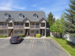 Building Photo - 848 N Chase Rd