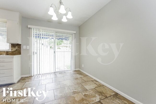 Foto del edificio - 9220 Oakland Ave