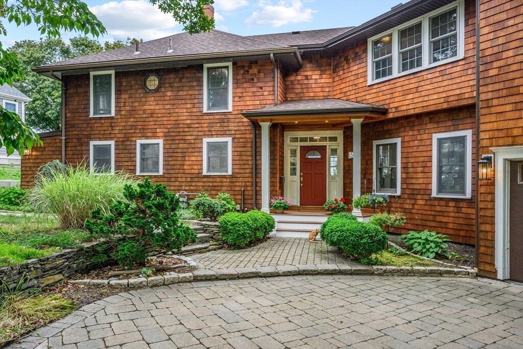 Foto principal - 55 Prospect Ave