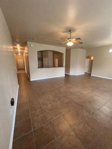 Foto del edificio - 673 S Heights Dr