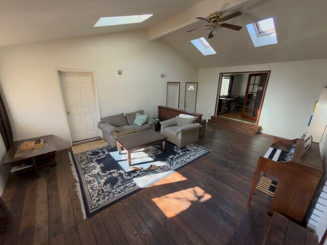 Foto del edificio - 194 Lu Anne Dr