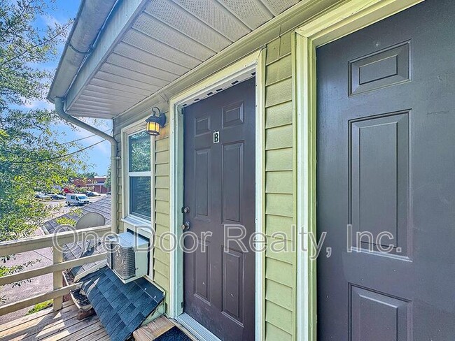Photo - 1107B Richmond Road Apartment