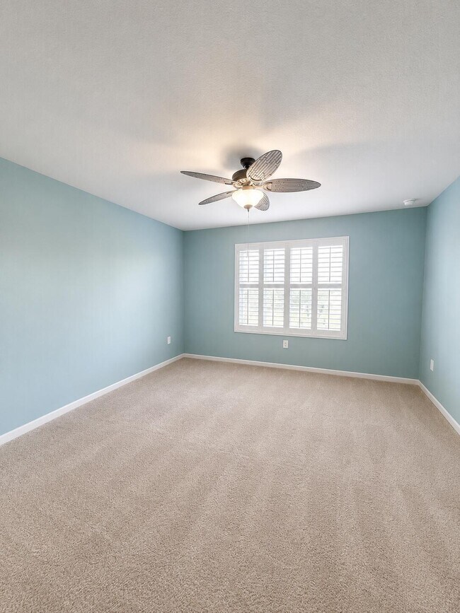 Foto del edificio - 812 Persimmon Pl