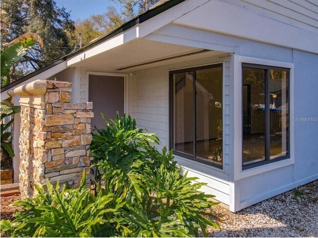 Building Photo - 5329 Blue Grass St