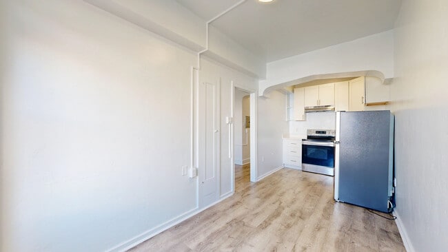 Photo - 723 Ellis St-406 Apartment