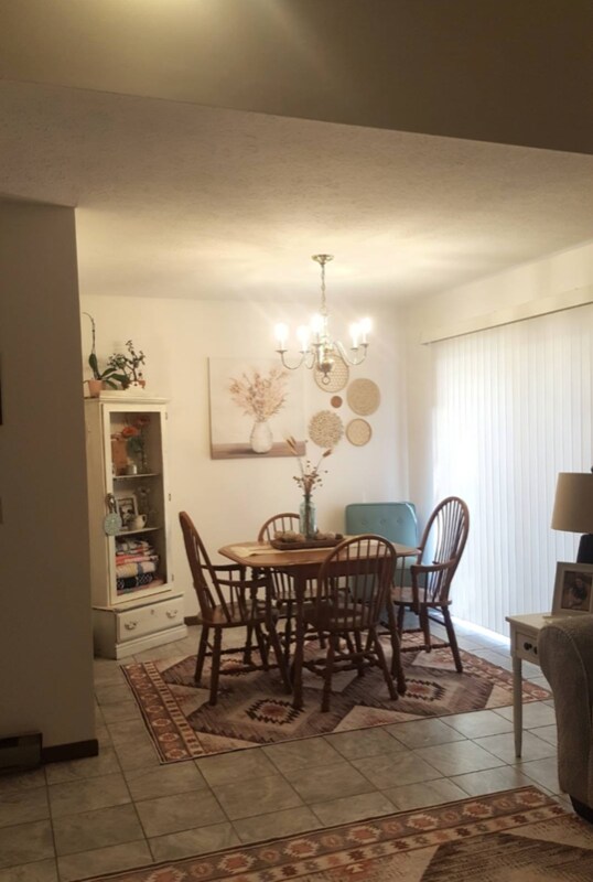 Foto del edificio - 1332 Spring Village Dr