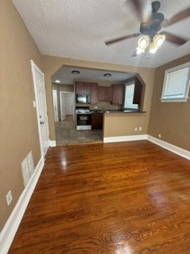 Foto del edificio - 4109-11 Potomac St