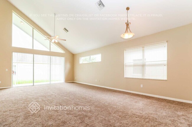 Foto del edificio - 30718 Pumpkin Ridge Dr