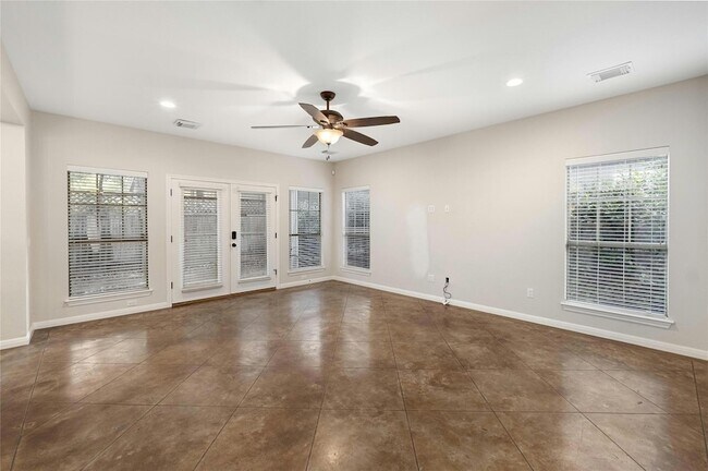 Foto del edificio - 2502 W 7th St