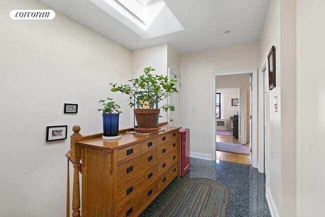 Foto del edificio - 292 W 137th St