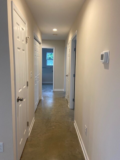 Building Photo - 400 Rylee Ln