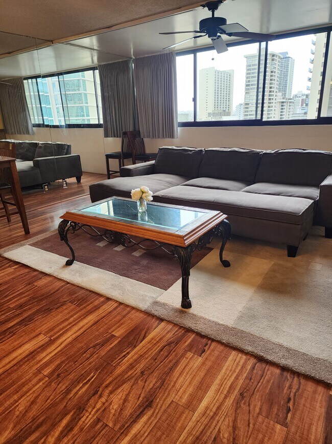 Foto del edificio - 2092 Kuhio Ave.