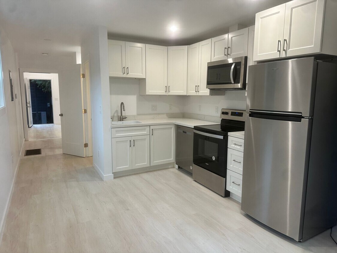 Foto principal - 1015 47th St