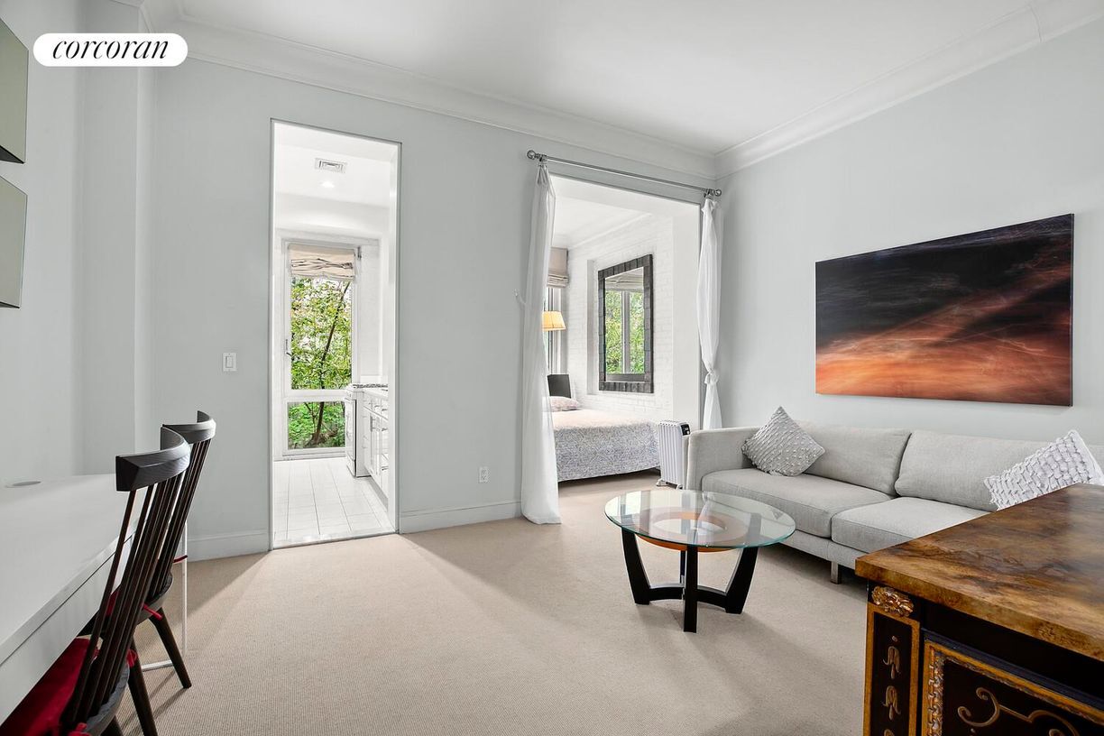 Foto principal - 155 W 82 St