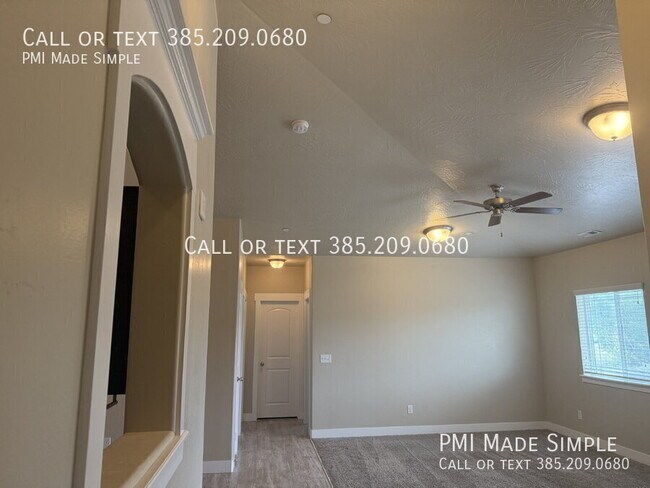 Foto del edificio - 253 W Ridge Rd