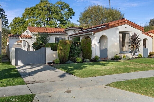 Building Photo - 1763 Stearns Dr