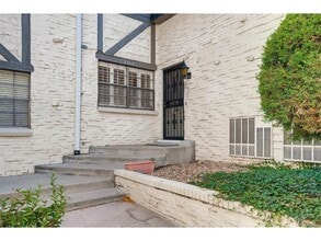 Building Photo - 3556 S Ivanhoe St