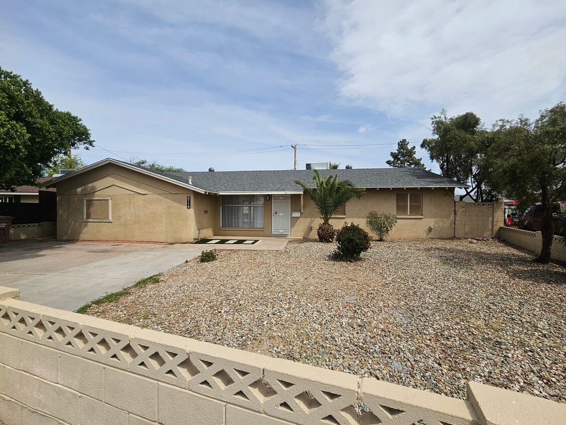 Scottsdale - 5 bedroom, 3 bath - Remodeled... - Scottsdale - 5 bedroom, 3 bath - Remodeled...