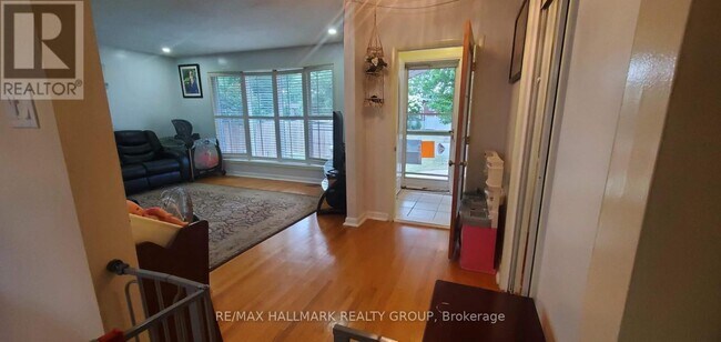 Photo du bâtiment - 658 Dan Ave