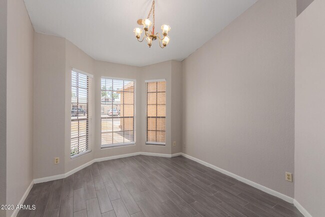 Foto del edificio - 7304 W Oregon Ave