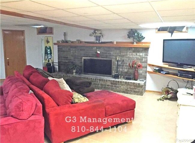 Foto del edificio - 5750 Mabley Hill Road