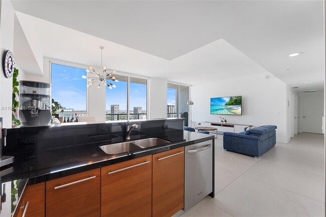 Building Photo - 253 NE 2nd St