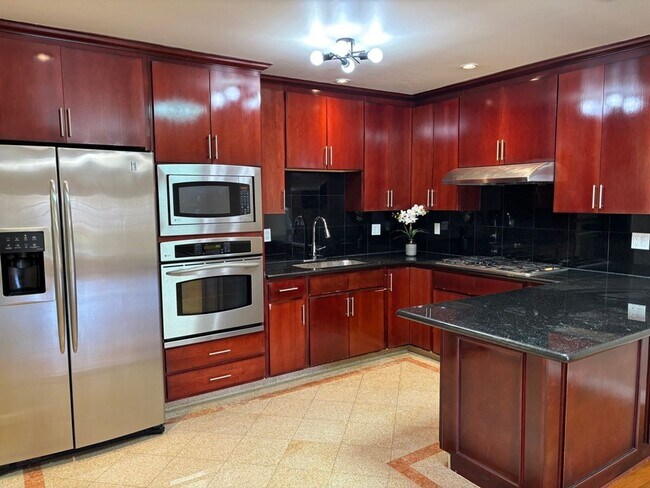 Foto del edificio - Bright & Spacious Single Family Home - Par...