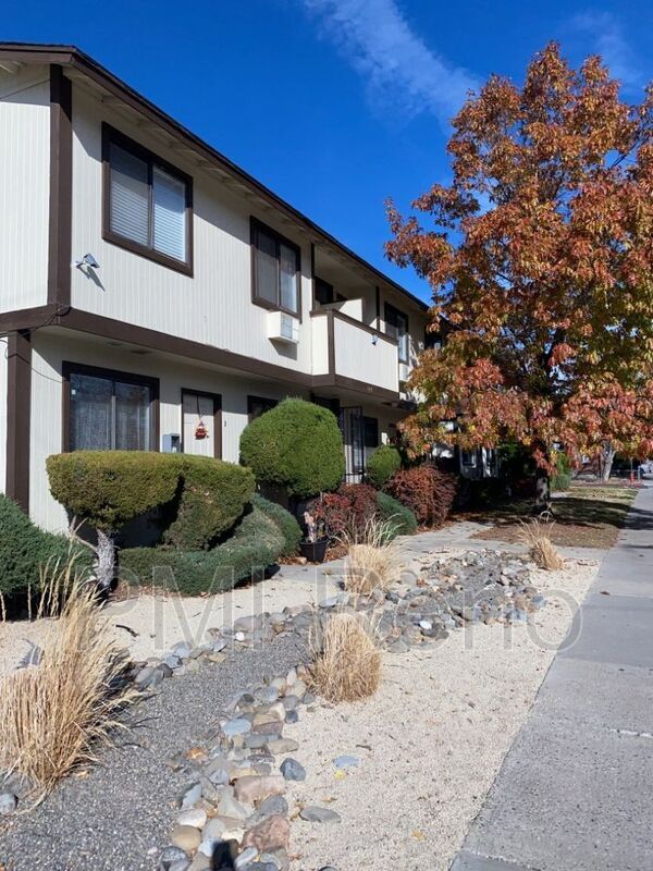 1015 Locust St, Reno, NV 89502 House for Rent in Reno, NV