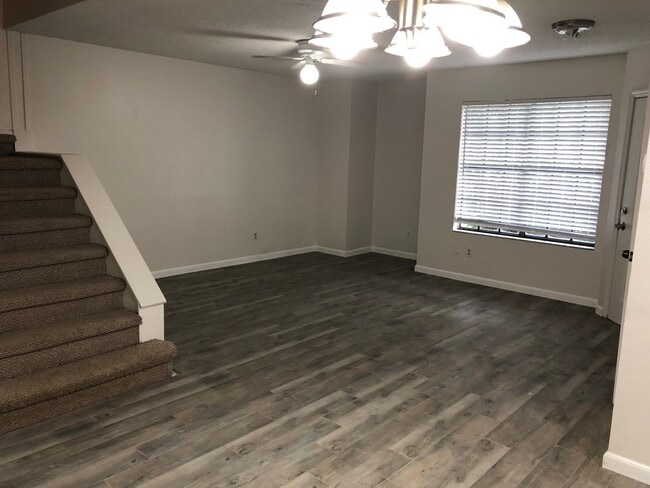 Photo - 862 Commonwealth Ct Apartment