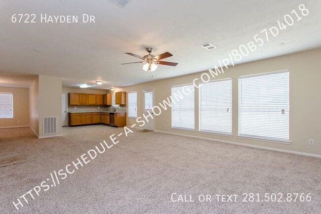 Foto del edificio - 6722 Hayden Dr