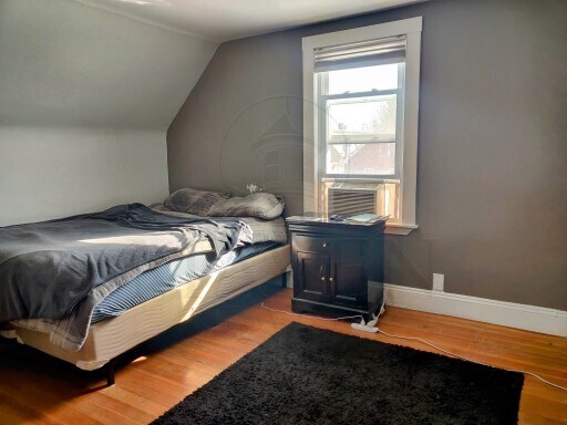 Building Photo - 25 Grant St