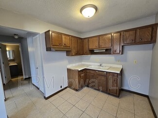 Building Photo - 215 Baltimore St