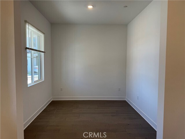 Foto del edificio - 114 Pansy