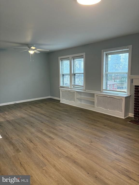 Foto del edificio - 1224 Newton Ave