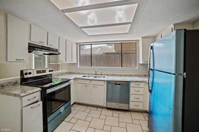 Foto del edificio - 4 br, 2 bath House - 23127 Lestergate Dr