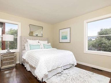 Foto del edificio - 908 Everett Ave