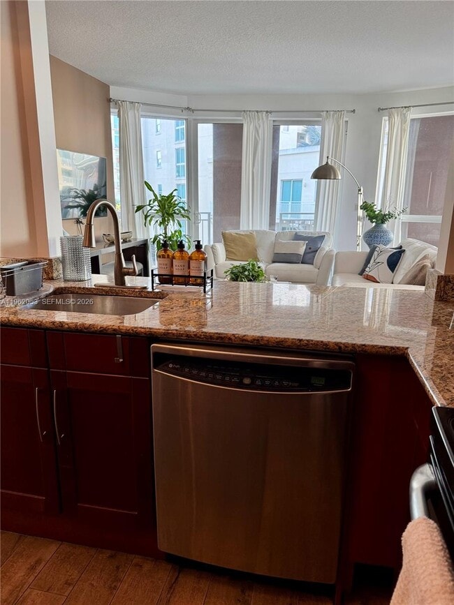 Foto del edificio - 7275 SW 90th Way