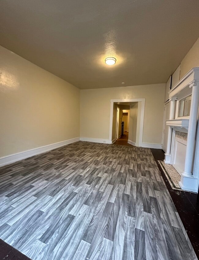 Foto del edificio - 1330 W Hunting Park Ave