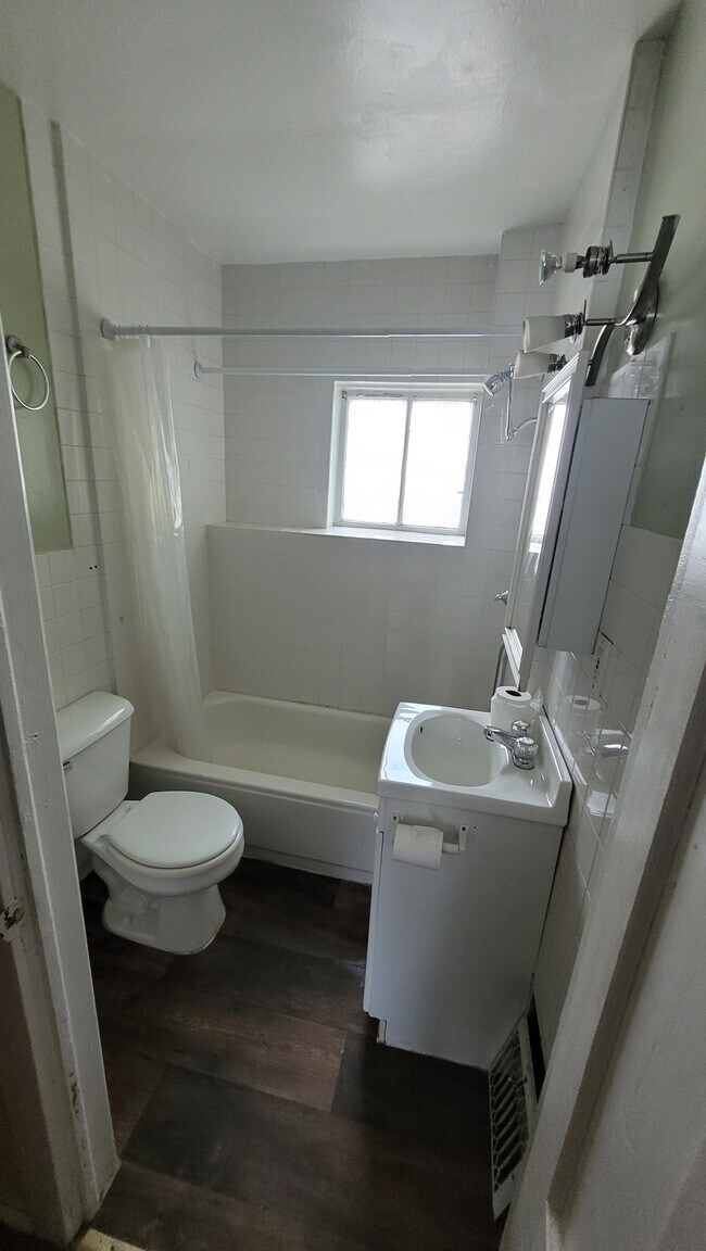 Bathroom - 8 E Clinton St