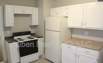 Building Photo - 5342 Park Ave