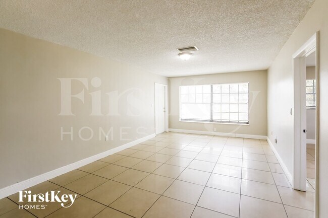 Foto del edificio - 960 N 73rd Way