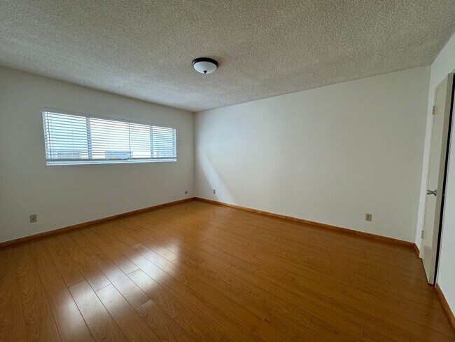 Foto del edificio - Excellent Location! Minutes from Beverly H...
