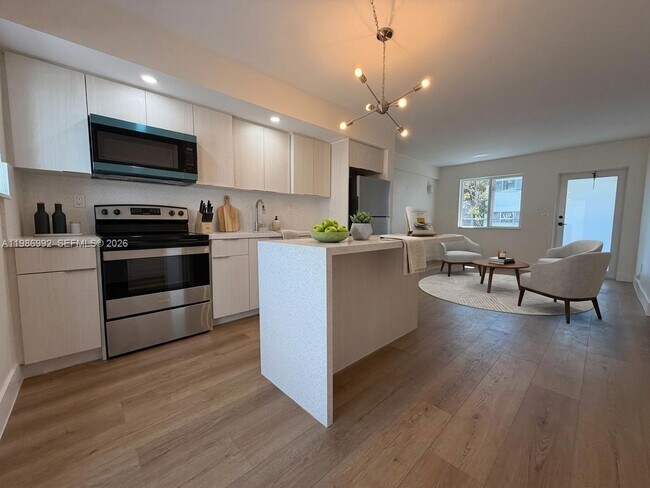 Foto del edificio - 1904 SW 17th Ave